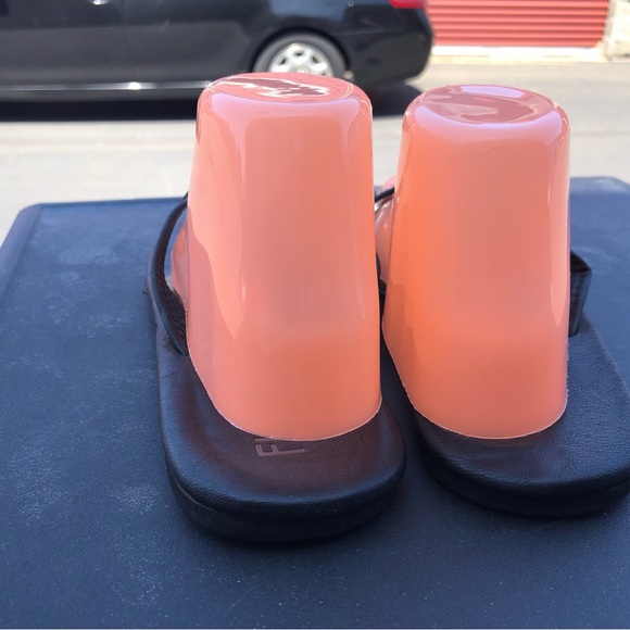 Flojos Women’s Black Flip Flop Sandals Size 10 - Picture 7 of 9